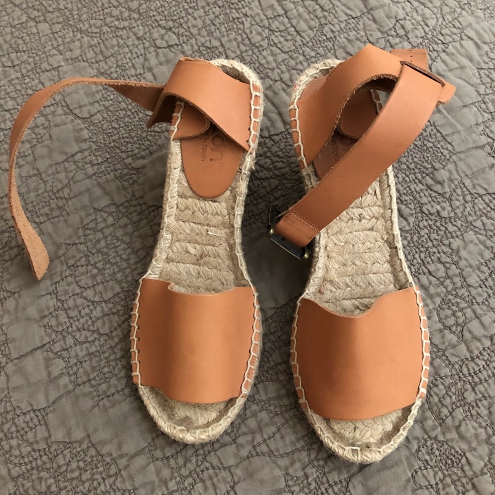 New wedge sandals